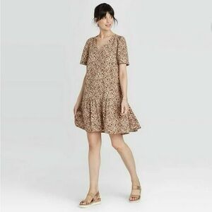 Short sleeve ruffled mini dress